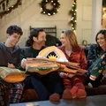 5 filmes incríveis da Netflix para ver e curtir em família neste Natal imagem