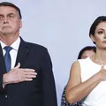 Aliado de Bolsonaro ataca postura adotada por Michelle imagem