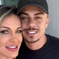 Andressa Urach rebate críticas sobre namorado 13 anos mais novo imagem