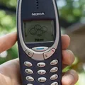Antigo aparelho de celular Nokia "Tijolão" pode valer uma fortuna imagem