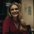 Após 10 anos, Paloma Bernardi reaparece na Globo em série policial imagem