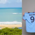 Atacante do City tem grande ligação com paraíso baiano; entenda imagem