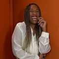Atriz anuncia primeiro namoro aos 38 anos: “Solidão da mulher negra” imagem