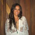 Bruna Marquezine é atacada ao ser confundida com mulher trans imagem