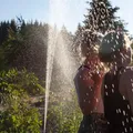Conheça a comunidade onde homens adultos não podem entrar imagem