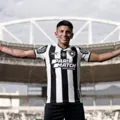 Crise? Botafogo recebe "Transfer Ban" e enfrenta dívida milionária imagem