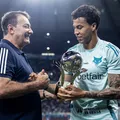 Cruzeiro pede R$ 326 milhões por Kaio Jorge após interesse do Flamengo imagem
