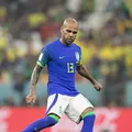 Daniel Alves compra clube em Portugal e pode voltar a jogar imagem