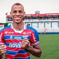 Desejado pelo Vitória, atacante fecha com clube da Série A imagem