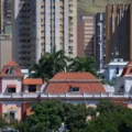 Disparos são ouvidos próximo ao palácio presidencial da Venezuela imagem