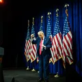 EUA venderá 50 milhões de barris de petróleo da Venezuela, diz Trump imagem