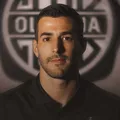 Ex-Vitória é anunciado por clube que disputa competição internacional imagem