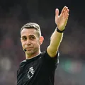 Ex-árbitro da Premier League é condenado por pornografia infantil imagem