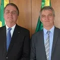 Família Bolsonaro acerta a quadra na Mega da Virada 2025 imagem