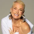Fez ou não? Xuxa abre o jogo sobe famoso ‘pacto com o diabo’ imagem