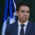 Foragido nos EUA, Ramagem tem salário suspenso pela Câmara imagem