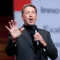 Fundador da Oracle perde bilhões e Elon Musk vira homem mais rico do mundo imagem