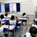 Governo proíbe maquiagem, barba e tatuagens nas escolas; entenda imagem
