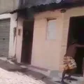 Homem morre queimado após casa pegar fogo no interior da Bahia imagem