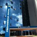 INSS suspende 4 bancos do consignado; aposentados e pensionistas em alerta imagem
