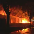 Incêndio de grandes proporções atinge pavilhão da Ceasa imagem