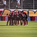 Jacuipense x Vitória: onde assistir, prováveis escalações e mais imagem