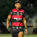 Léo Ceará nega pré-contrato com o Bahia em 2020 e critica ex-presidente do Vitória imagem