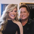 Leonardo relata susto após passar mal em momento íntimo com esposa imagem