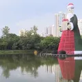 Maior Papai Noel do mundo pesa 15 toneladas e é brasileiro imagem