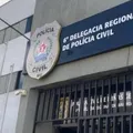 Mulher mata marido a facadas e simula suicídio dele imagem