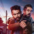 O novo filme de ação e comédia da Netflix que já alcançou o TOP 10 imagem