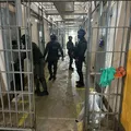 Operação realiza revistas em pavilhões do BDM no presídio de Salvador imagem