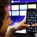 País proíbe uso de redes sociais por menores de 16 anos; entenda a lei imagem