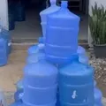 Ponto de tráfico de drogas disfarçado como revenda de água é desarmado imagem