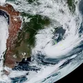 Primeiro ciclone de 2026 já tem data para atingir o Brasil; saiba quando imagem