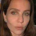 Repórter do SBT é assaltada durante transmissão ao vivo; veja imagem