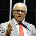 TCE: Josias minimiza movimento de Luciano Araújo e faz afago imagem