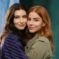 Três Graças: veja reação de Ferrete ao ver beijo de Lorena e Juquinha imagem