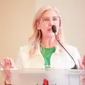 "Universidades são brancas", diz secretária ao defender cotas raciais imagem