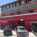 Urgente: farmácia é assaltada em bairro movimentado de Salvador imagem