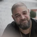 Adriano Imperador faz alerta após mãe perder R$ 15 mil em golpe com IA imagem