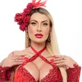 Andressa Urach revela fantasia com 300 mil cristais para o Carnaval imagem