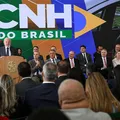 Brasileiros aprovam acordo Mercosul-UE e nova CNH, mas divergem sobre Maduro imagem