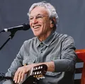 Caetano Veloso se pronuncia pela primeira vez após vencer o Grammy imagem
