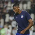 Contra o Vasco, zagueiro é substituído com dores e preocupa o Bahia imagem