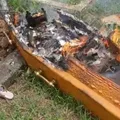 Criminosos invadem cemitério e ateiam fogo em caixão de rival na Bahia imagem