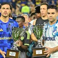 Empate em jogo de copa faz os dois clubes levantarem a taça imagem
