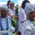 Entre Oxalá e Senhor do Bonfim, baianas celebram sincretismo religioso imagem