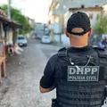 Envenenamento e estelionato: falsa policial é presa em Pernambués imagem