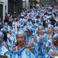 Filhas de Gandhy encerram participação no Carnaval com mil mulheres na avenida imagem